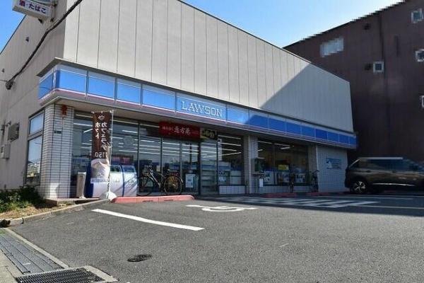 BELISTA東淀川大桐C棟(ローソン大道南1丁目店)