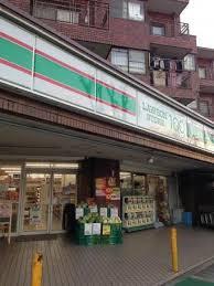 グリーンハイツ塚口(ローソンストア100尼崎御園店)