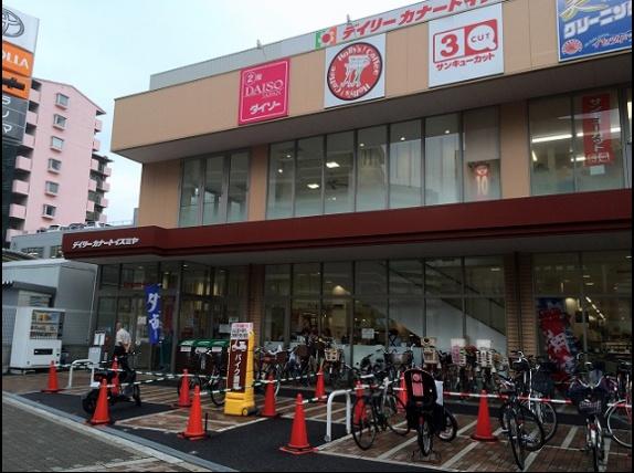 ローレルハイツ北天満2号棟(デイリーカナートイズミヤ天六樋之口店)