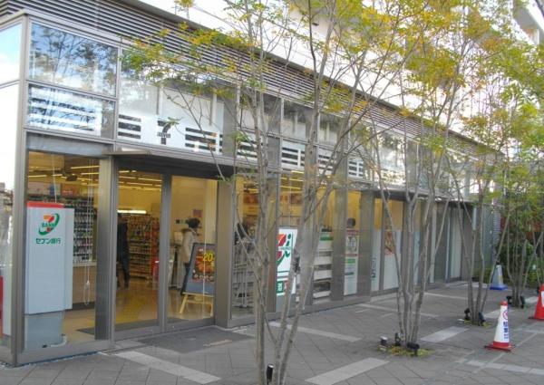 千里山田グリーンハイツ３号棟(セブンイレブン阪急山田駅前店)