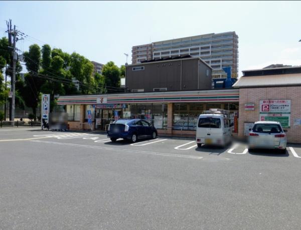 タイムズ・ピース・スクエアスイートガーデンシティ(セブンイレブン大阪今福西6丁目店)