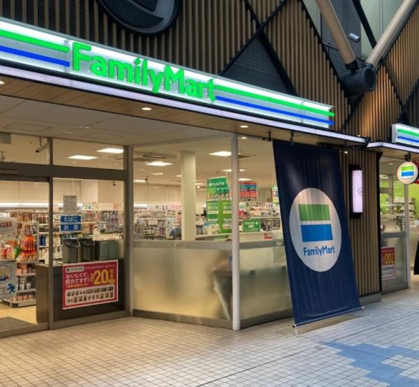 オークプリオタワー(ファミリーマート大阪ベイタワー店)