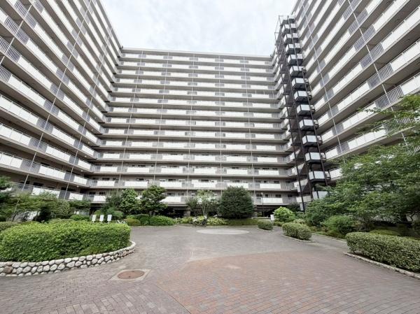 ファミールハイツ北大阪２号棟