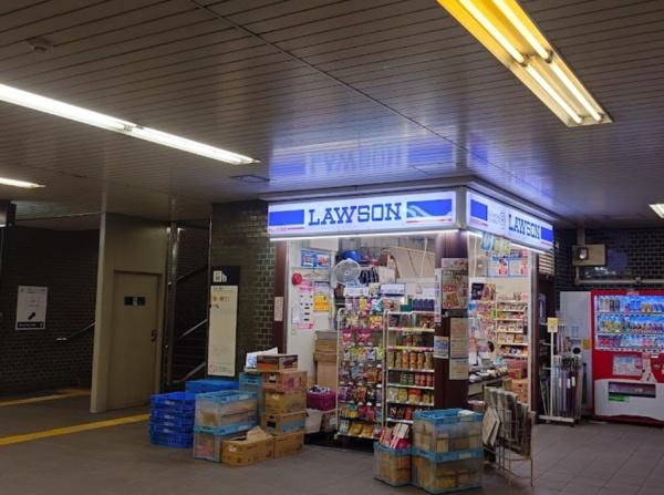 ブランズタワー御堂筋本町(ローソン中央本町駅店)