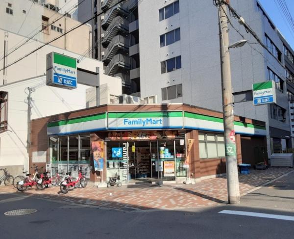 プラウドタワー北浜(ファミリーマート伏見町二丁目店)