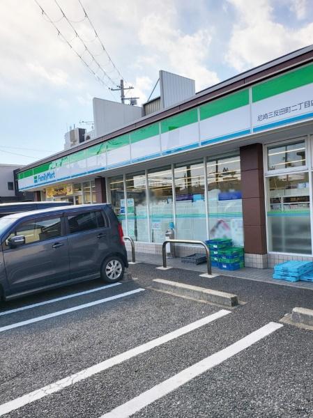 ハイツ塚口南(ファミリーマート尼崎三反田町二丁目店)