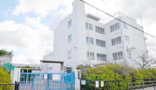 高槻市唐崎西２丁目の中古一戸建て(高槻市立三箇牧小学校)