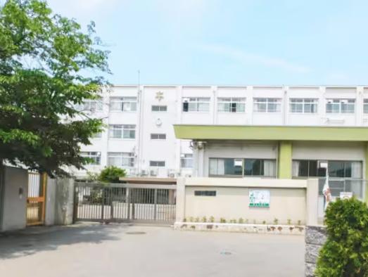高槻市唐崎西２丁目の中古一戸建て(高槻市立第七中学校)