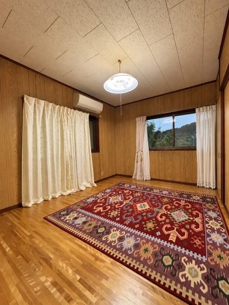 川西市錦松台の中古一戸建て