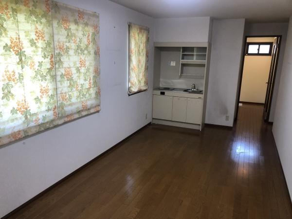 大津市日吉台4丁目の中古一戸建て(リビング)