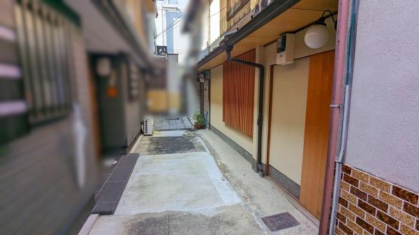 京都市下京区高倉通仏光寺上る西前町の中古一戸建て