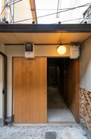 京都市下京区高倉通仏光寺上る西前町　中古テラスハウス