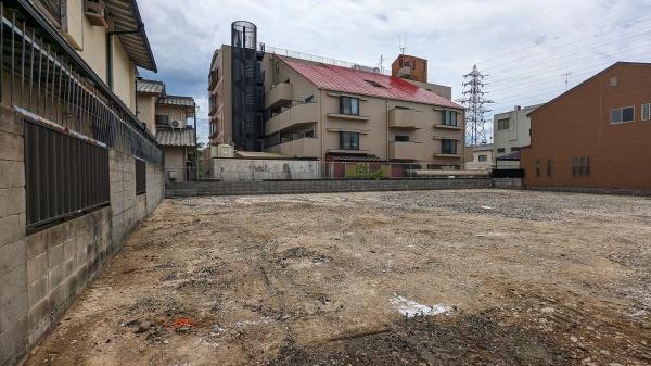 京都市右京区西京極堤町の土地