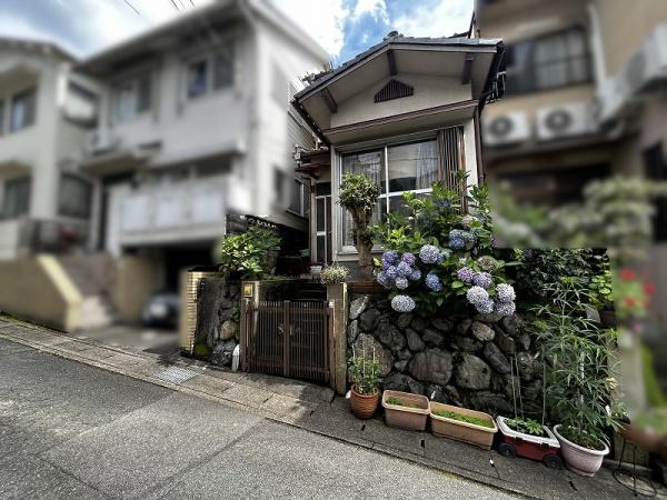 京都市山科区四ノ宮小金塚の中古一戸建て