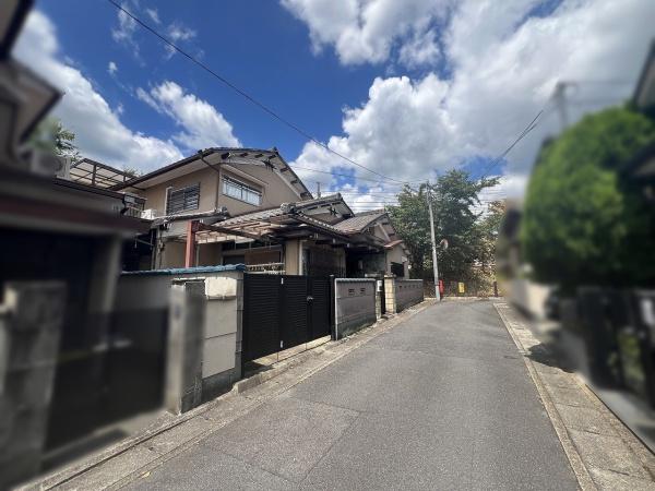 京都市右京区宇多野法安寺町　古家付売土地