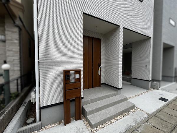 京都市右京区嵯峨野投渕町　2号棟　新築戸建