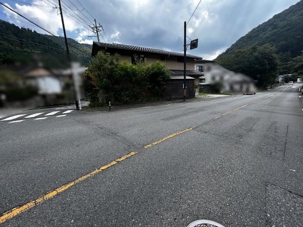 京都市左京区八瀬秋元町の中古一戸建て
