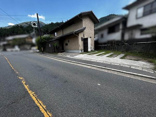 京都市左京区八瀬秋元町の中古一戸建て