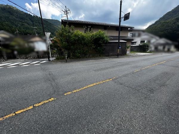 京都市左京区八瀬秋元町の中古一戸建て