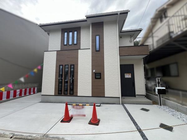 京都市北区衣笠鏡石町　新築戸建