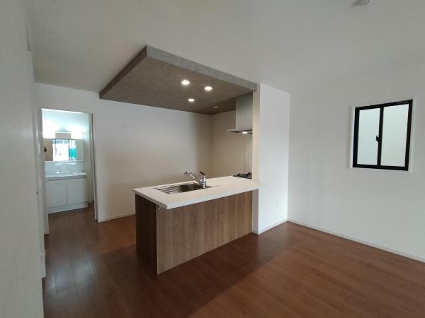 京都市右京区谷口円成寺町　1号棟　新築戸建