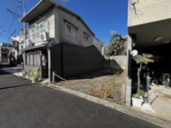 京都市上京区上長者町通千本東入山王町の土地