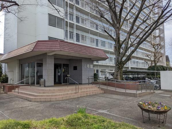 桂川ハイツ4号棟
