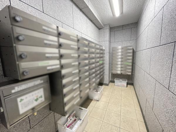 桂川ハイツ4号棟