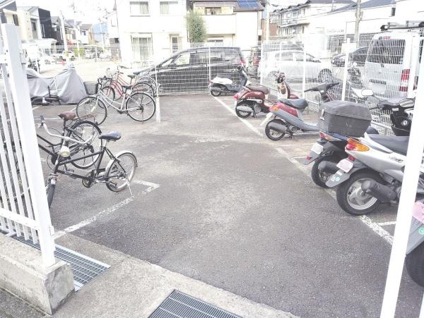 ルシエル山科森野町2番館