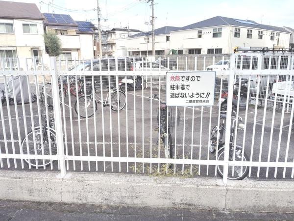 ルシエル山科森野町2番館