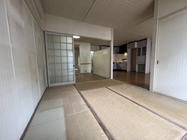 ファミール伏見B棟