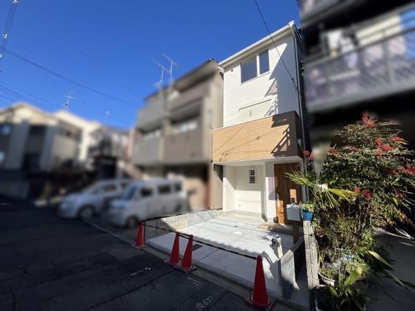 京都市右京区西京極東向河原町　新築戸建