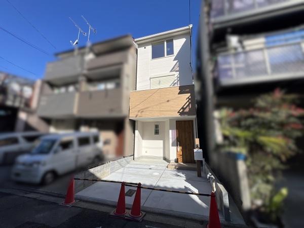 京都市右京区西京極東向河原町　新築戸建