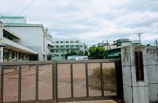 京都市上京区烏丸通下長者町上る龍前町の土地(京都市立新町小学校)