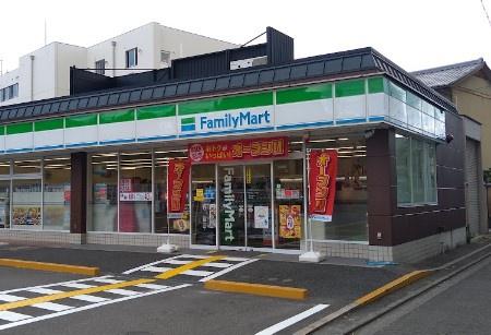 ネオコーポラス島ノ内A棟(ファミリーマート御池山ノ内店)