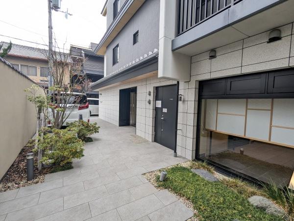 クレヴィア京都御所西