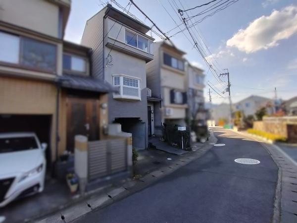 京都市右京区嵯峨広沢南野町の中古一戸建て