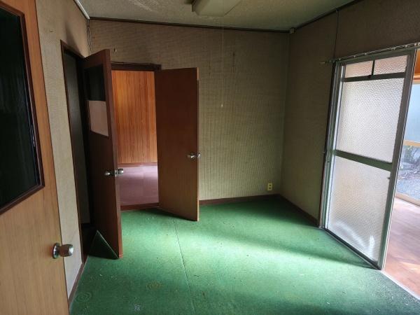 京都市伏見区醍醐勝口町　中古テラスハウス