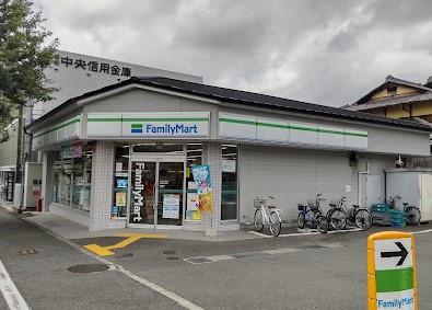 京都市北区北野西白梅町の土地(ファミリーマート北野白梅町店)