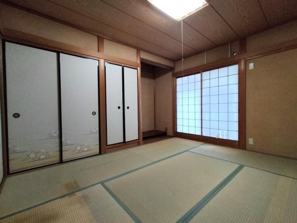 京都市右京区鳴滝川西町の中古一戸建て