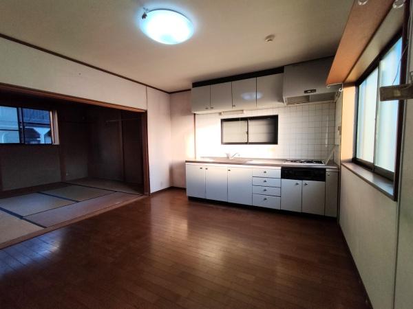 京都市右京区西京極畑田町　中古戸建
