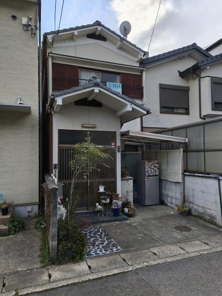 京都市山科区竹鼻堂ノ前町の中古一戸建て
