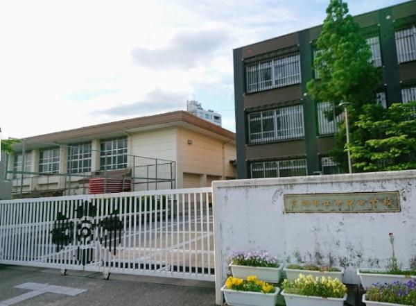 京都市中京区壬生馬場町の中古一戸建て(京都市立中京中学校)