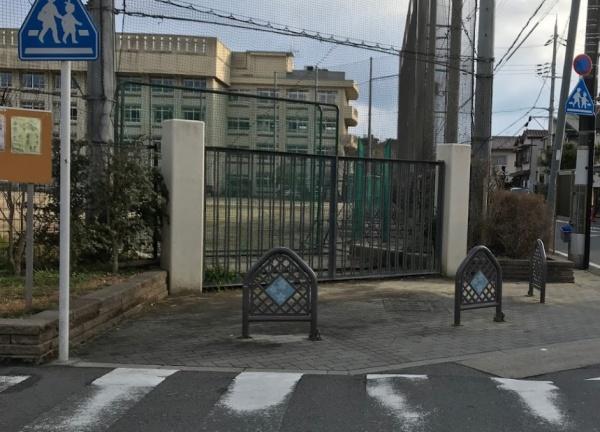 京都市山科区北花山西ノ野町の中古一戸建て(京都市立花山中学校)