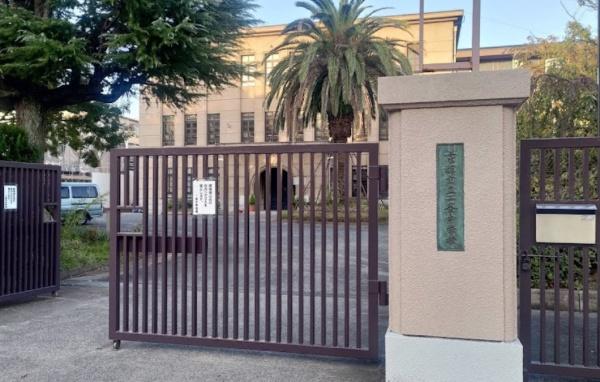 京都市上京区弁天町の中古一戸建て(京都市立二条中学校)