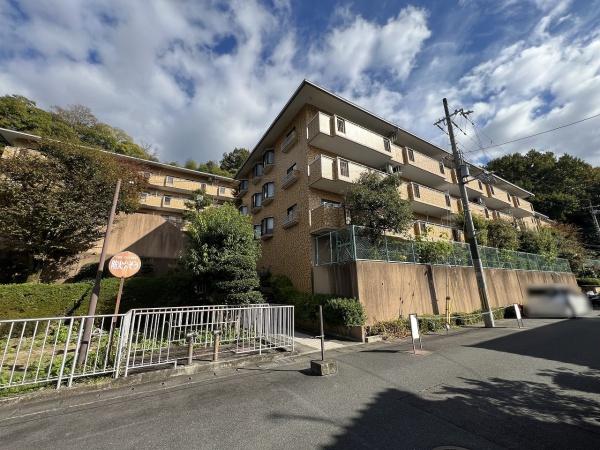 ライオンズマンション山科御陵