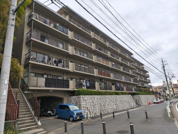 桃山ガーデンハイツ