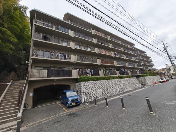 桃山ガーデンハイツ