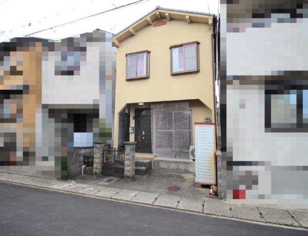 京都市山科区西野山射庭ノ上町　中古戸建