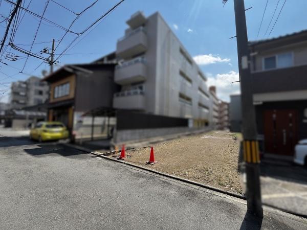 京都市上京区栄町　建築条件無売土地
